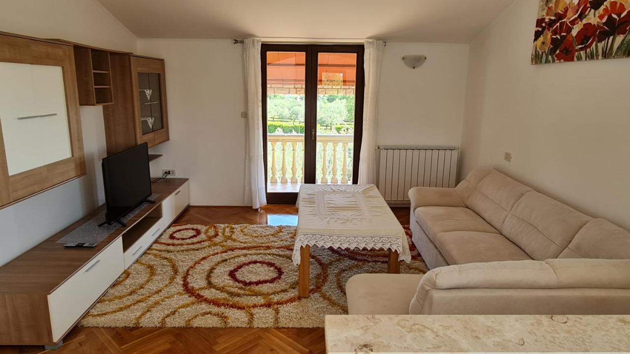 Minhen Apartment Muntic Bagian luar foto