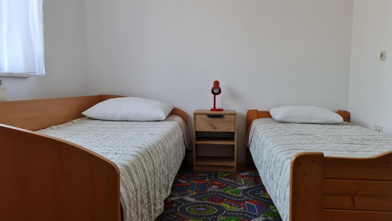 Minhen Apartment Muntic Bagian luar foto