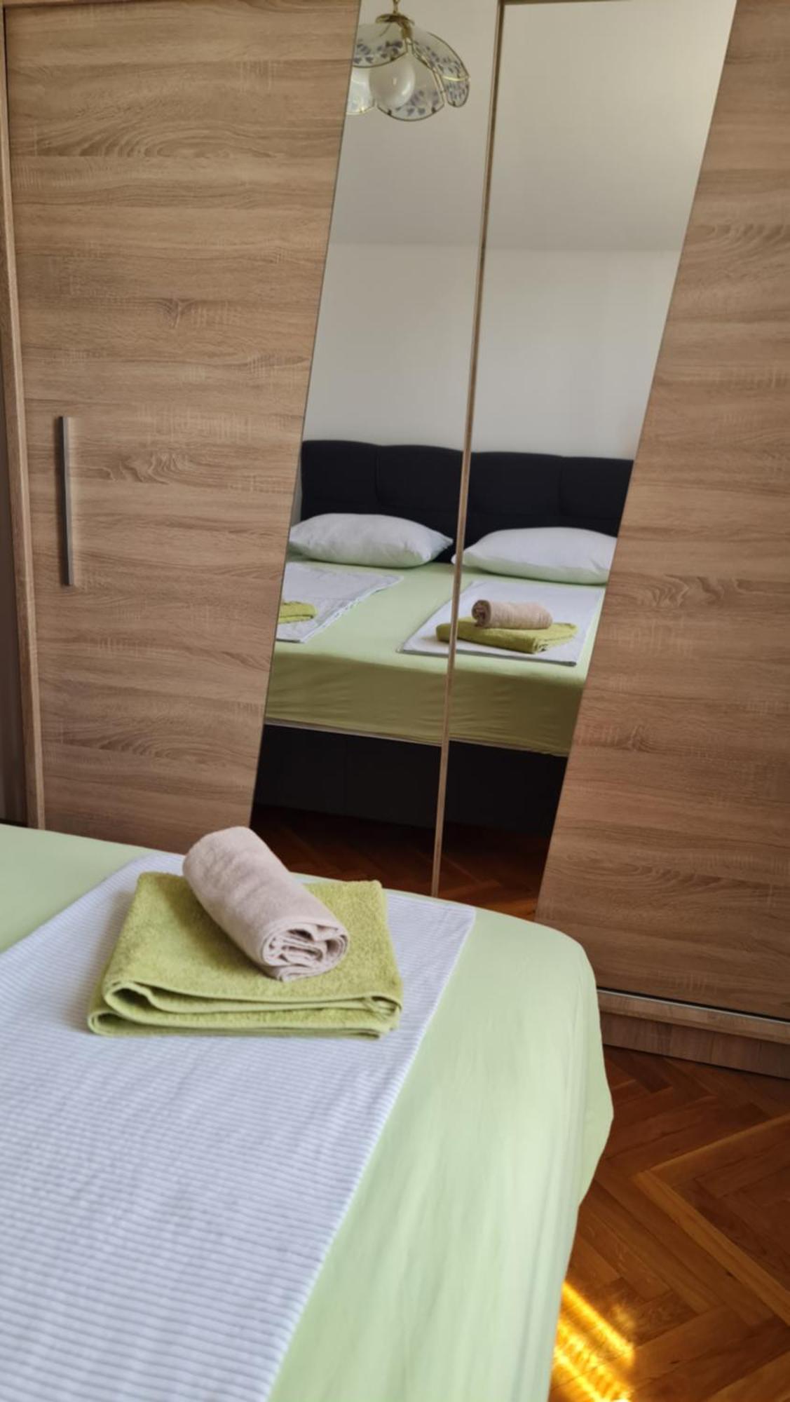 Minhen Apartment Muntic Bagian luar foto